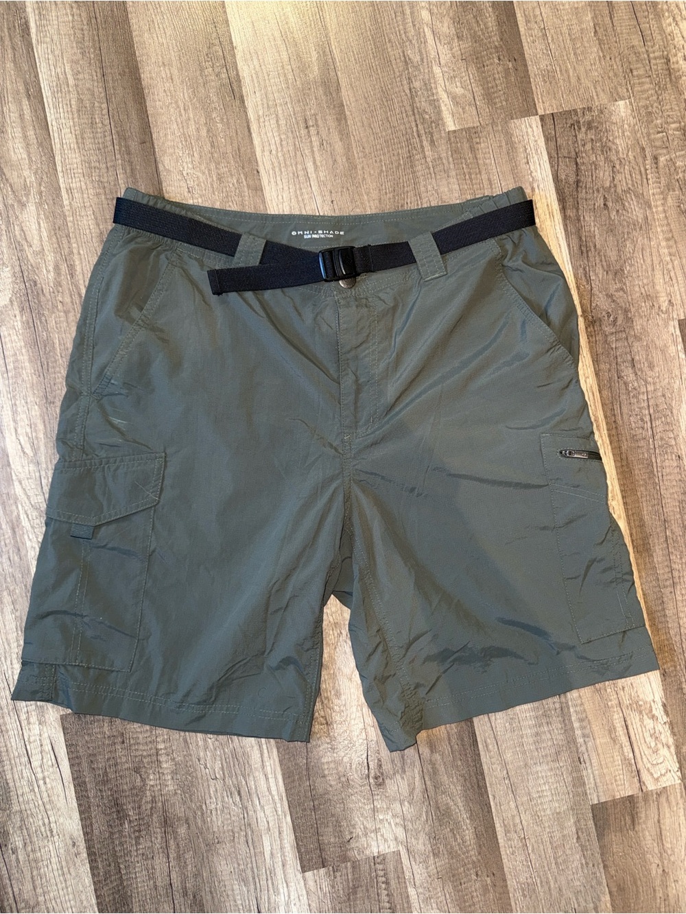 Columbia Omni-Shade Olive Green Men's Cargo Shorts w/ Belt - 34
